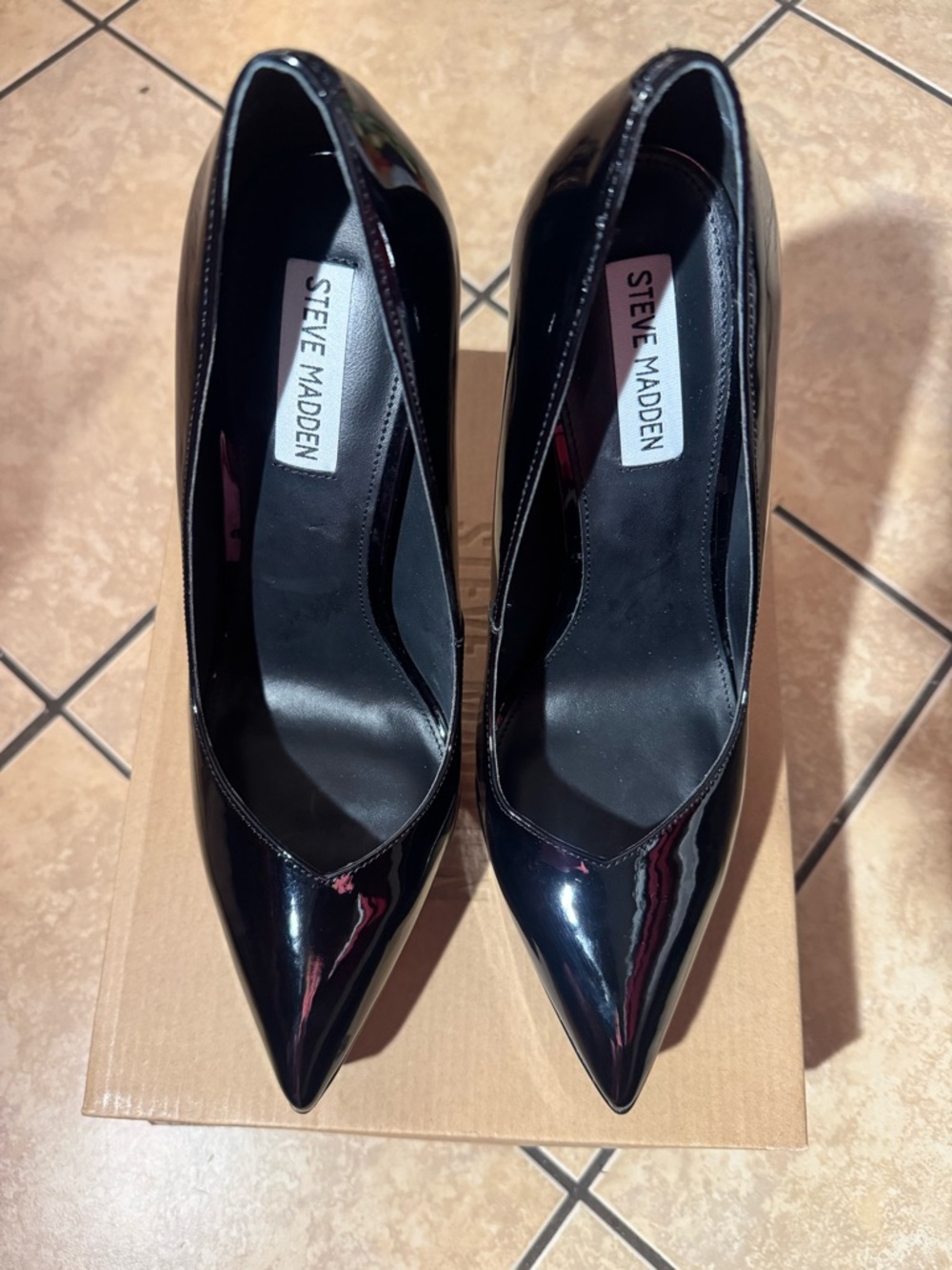 Steve Madden Luxury Platform Pumps - Picture 4 of 12
